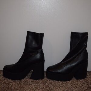 Forever 21 70a Style Platform Go-go Boots size 10
